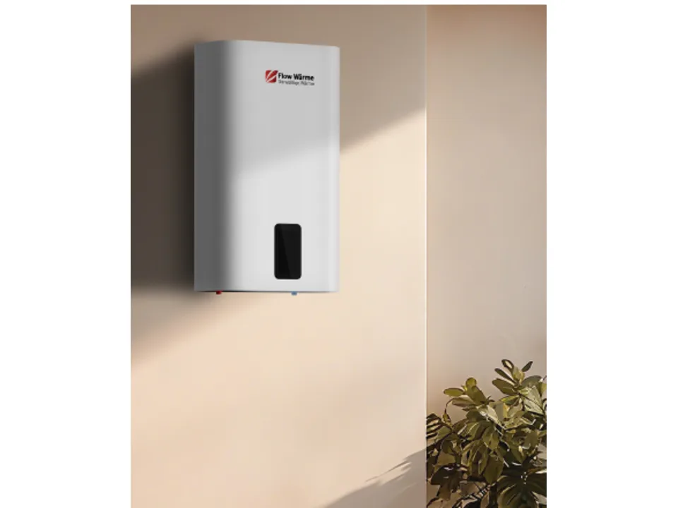 Flow Wärme Smart Elektro-Warmwasserspeicher BSM-W an der Wand